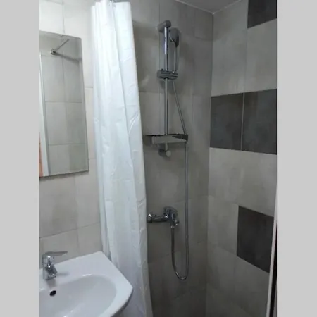 Vava3: Cozy Entire Apartment Near Medical University And Center *